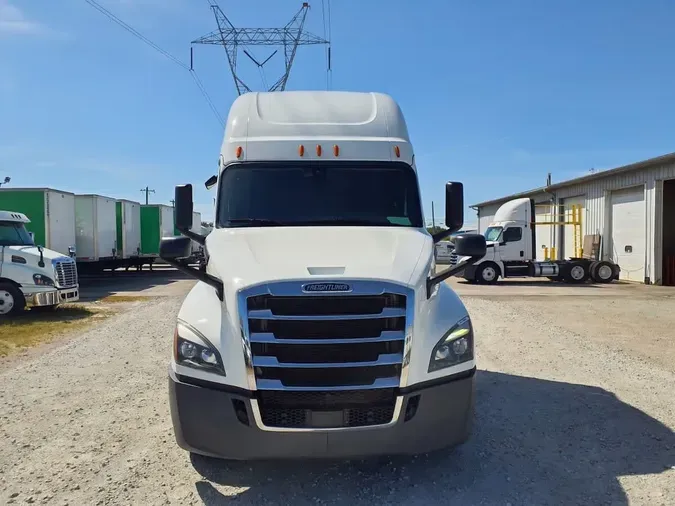 2020 FREIGHTLINER NEW CASCADIA PX12664