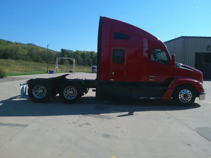 2022 Kenworth T680