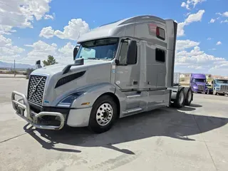 2020 Volvo VNL64T860