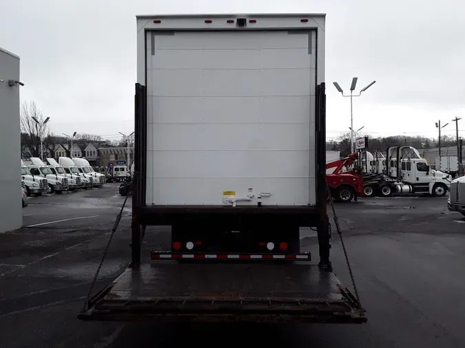 2019 FREIGHTLINER/MERCEDES M2 106