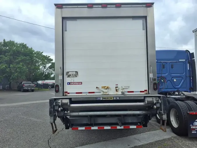 2019 FREIGHTLINER M2 106
