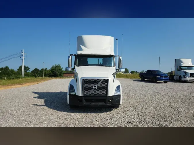 2018 Volvo VNL300