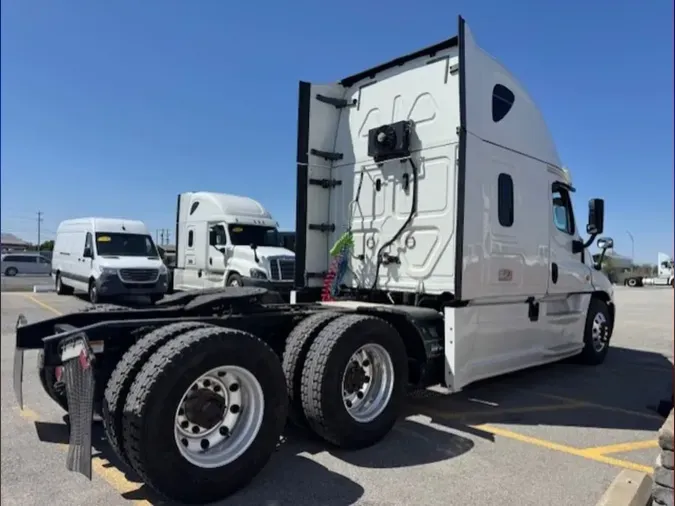 2018 FREIGHTLINER CASCADIA 125