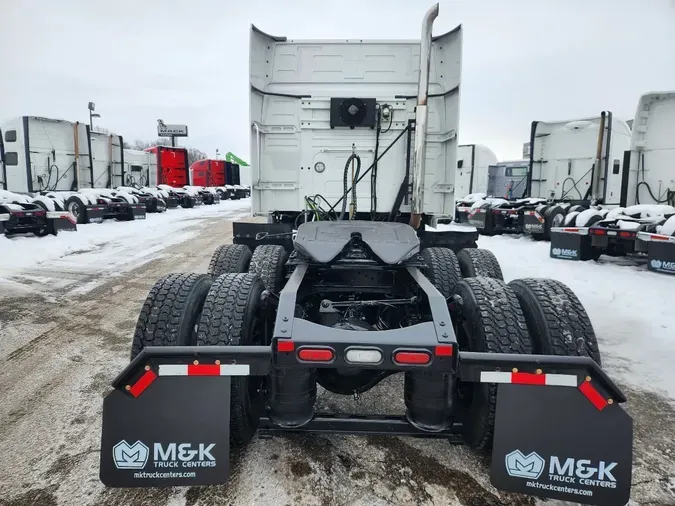 2021 VOLVO VNL64T740cce16fbfdac5c4a1192e025891a2ce2e