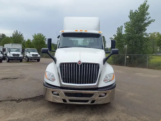 2019 NAVISTAR INTERNATIONAL LT625 DAYCAB T/A