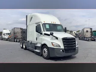 2022 Freightliner Cascadia 126