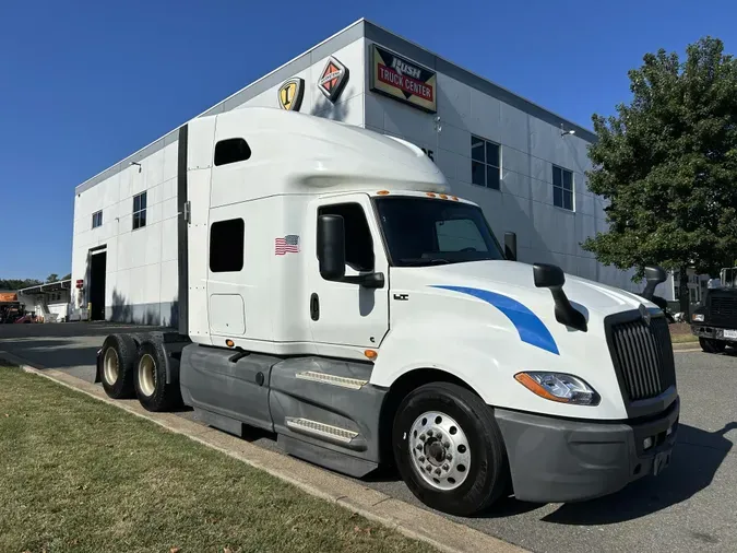 2021 International LT625cceb70f16ea677d9ded99a0d83fd1f96