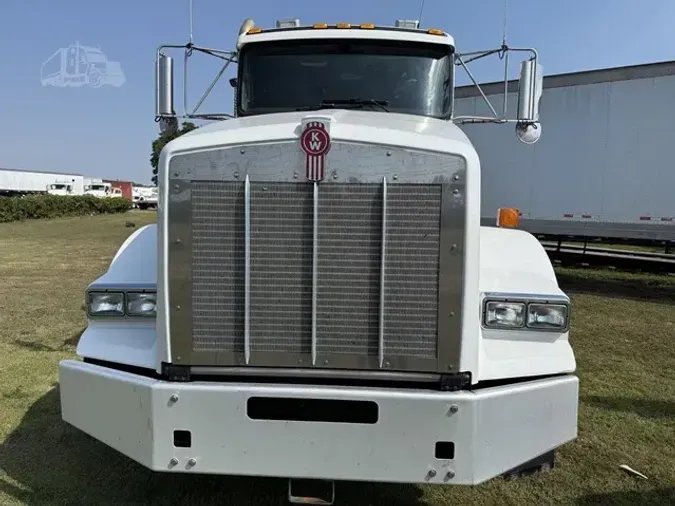 2018 KENWORTH T800