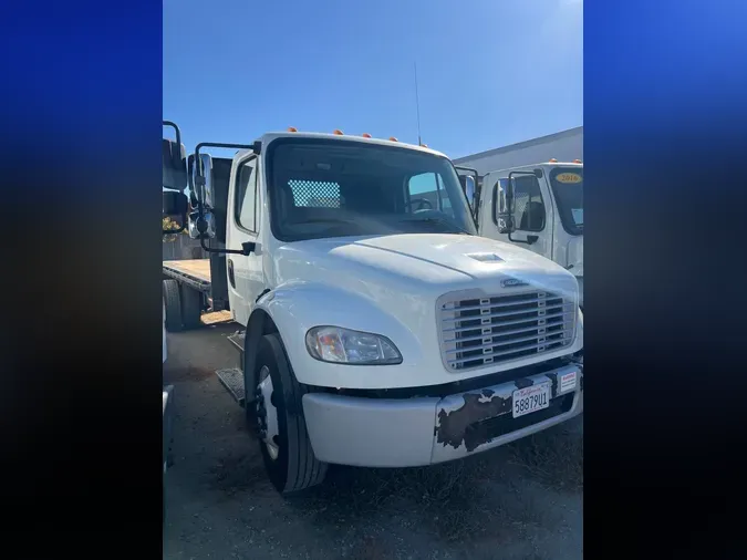 2015 FREIGHTLINER/MERCEDES M2 106