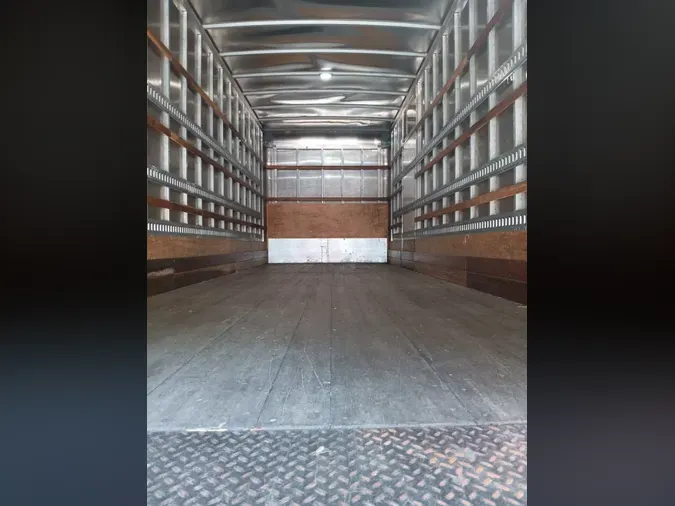 2020 FREIGHTLINER/MERCEDES M2 106