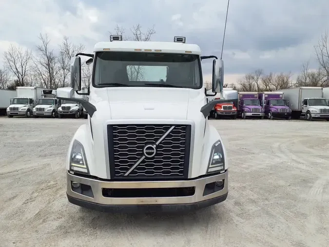 2018 VOLVO VNL64TRACTORccf88177e7e28eed99785246103d7c52