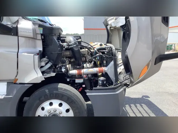 2024 Freightliner Cascadia 126