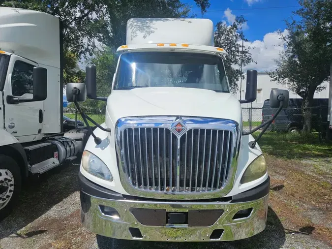 2020 NAVISTAR INTERNATIONAL RH613 DAYCAB S/A