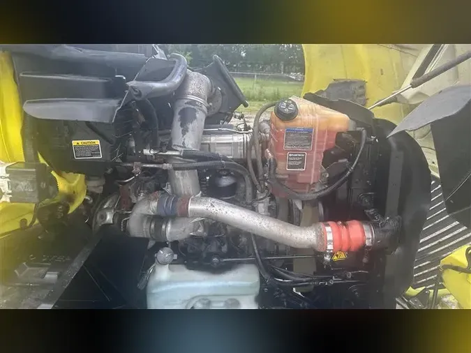 2019 INTERNATIONAL RH613