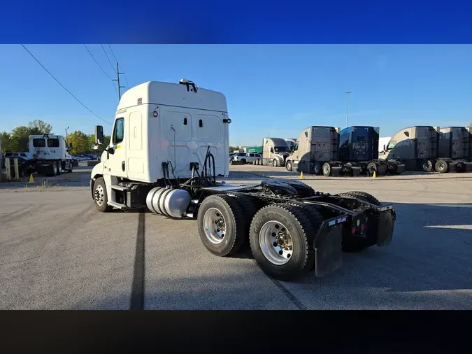 2020 Freightliner Cascadia