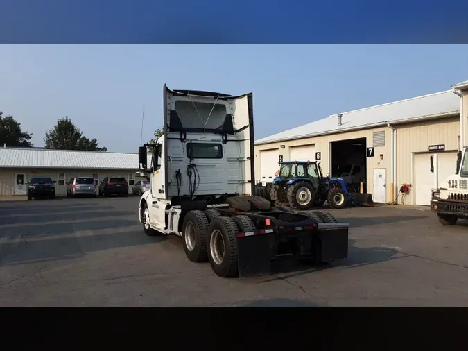 2018 Volvo VNL300cd09f108fcbe64e4c4095d9cbe13cfbc