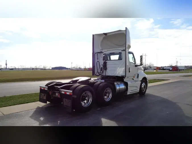 2020 International LT625