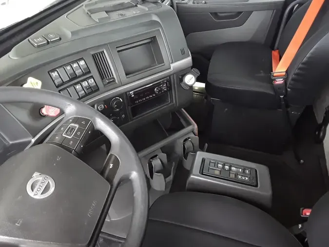 2019 VOLVO VNL64T-300cd0e0600e3e6a55b2c26cb5a10228485