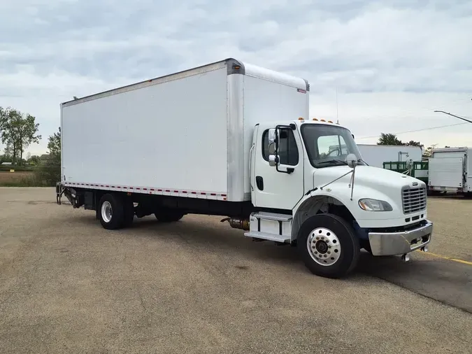 2018 FREIGHTLINER M2 106