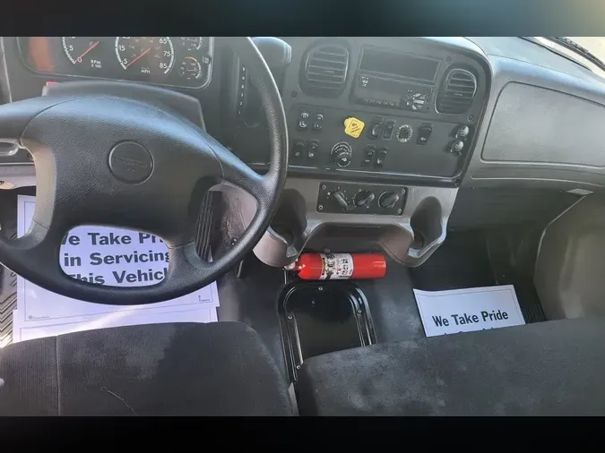 2021 FREIGHTLINER/MERCEDES M2 106