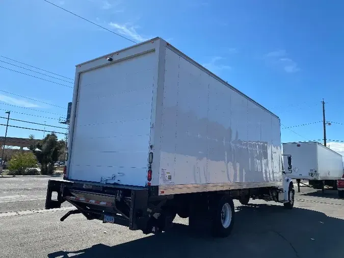 2017 Freightliner M2