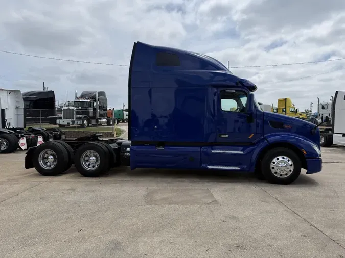 2022 Peterbilt 579cd16597fec98464bb2a079f7b8c78227