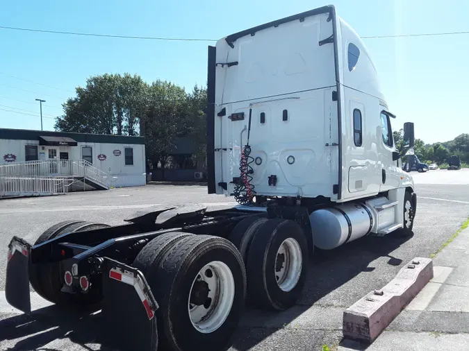 2019 FREIGHTLINER/MERCEDES CASCADIA 125