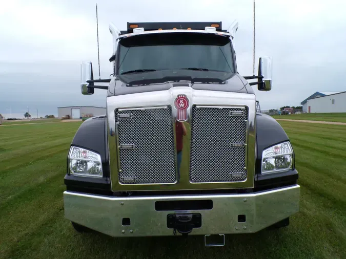 2026 Kenworth T880 Short Hood