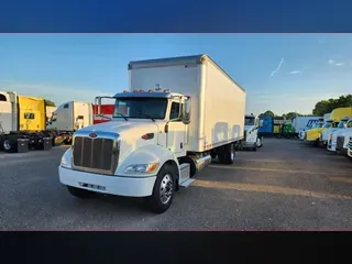 2019 Peterbilt 337
