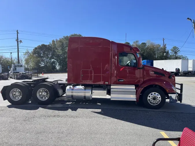 2022 Peterbilt 579
