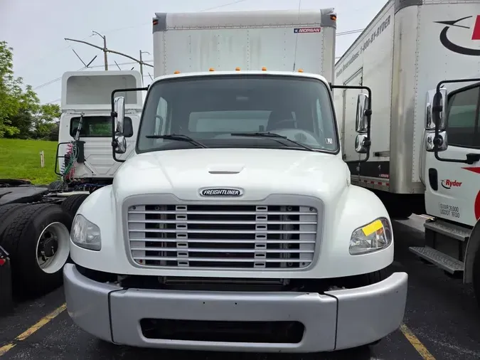 2018 FREIGHTLINER M2 106