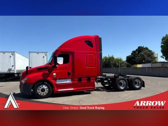 2022 FREIGHTLINER CA126
