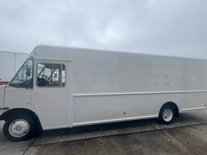 2018 FRTLR CUSTOM CHASSIS CORP MT45