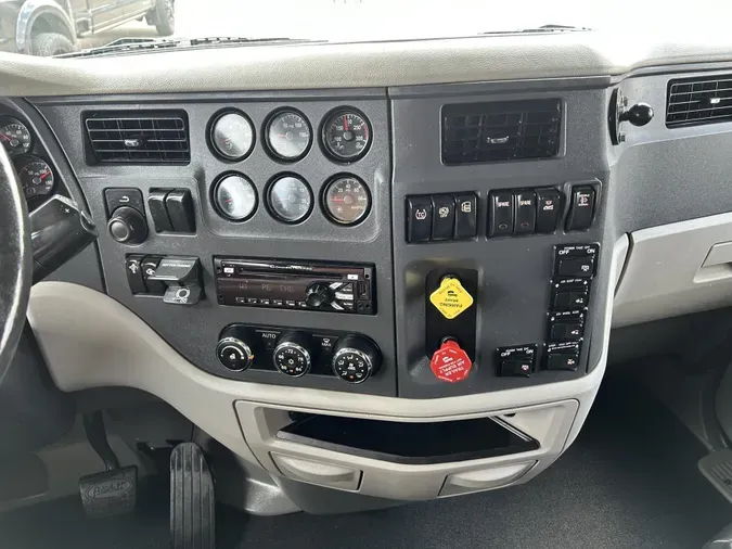 2019 Peterbilt 579