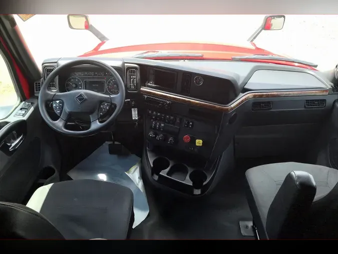 2021 INT LT625 6x4