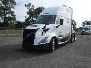2026 VOLVO VNL64T860