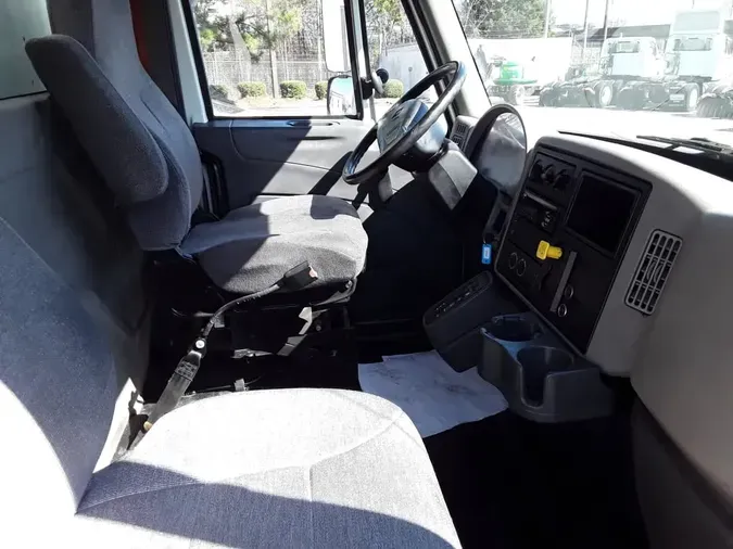 2018 NAVISTAR INTERNATIONAL 4300