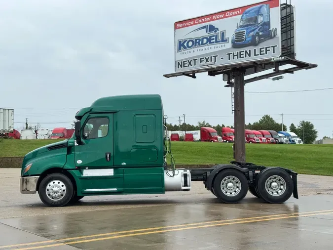 2022 FREIGHTLINER Cascadia 126cd33591ab07e60db73a237f2cadfba44