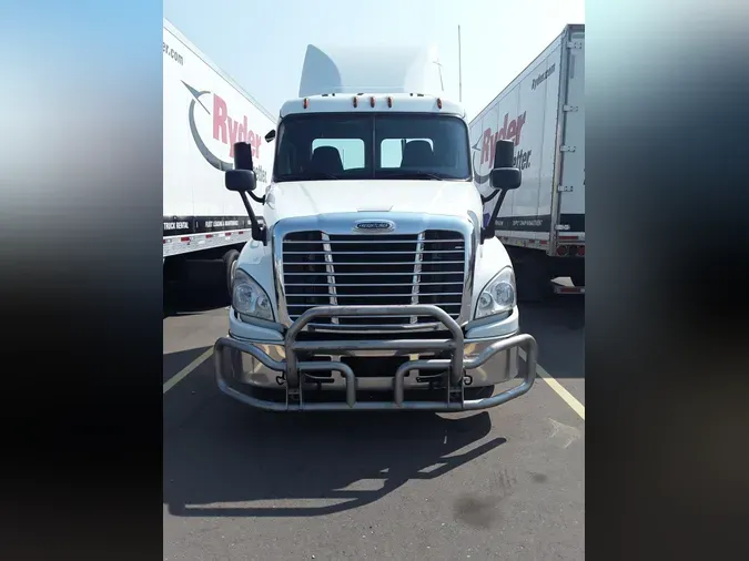 2019 FREIGHTLINER/MERCEDES CASCADIA 125