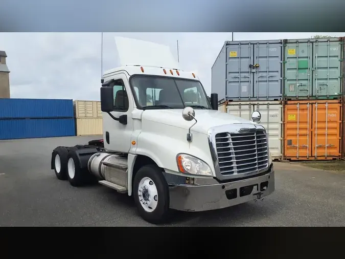 2019 FREIGHTLINER/MERCEDES CASCADIA 125cd38c55950fa52df5492b8d1a5d5bfcc