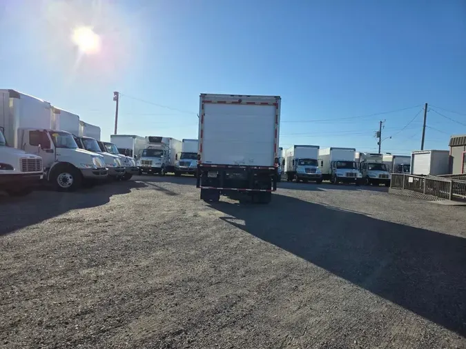 2019 FREIGHTLINER/MERCEDES M2 106