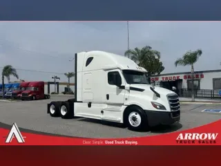 2020 FREIGHTLINER CA126