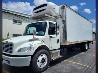 2015 FREIGHTLINER M2 106