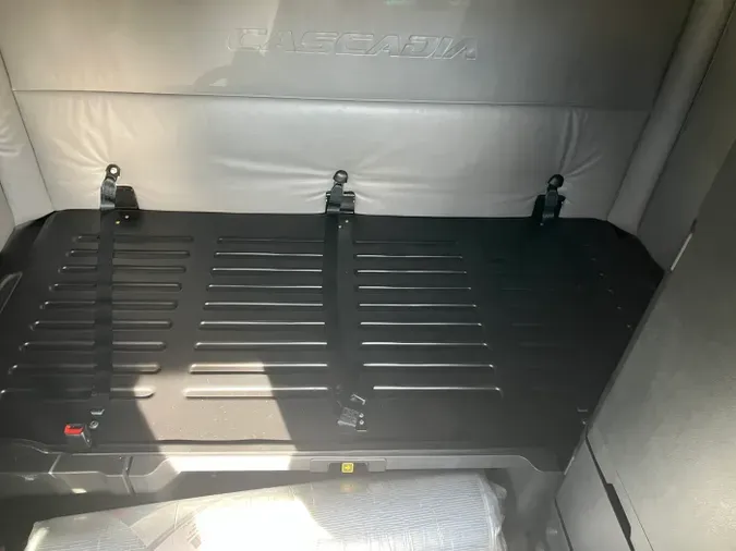 2022 Freightliner Cascadia