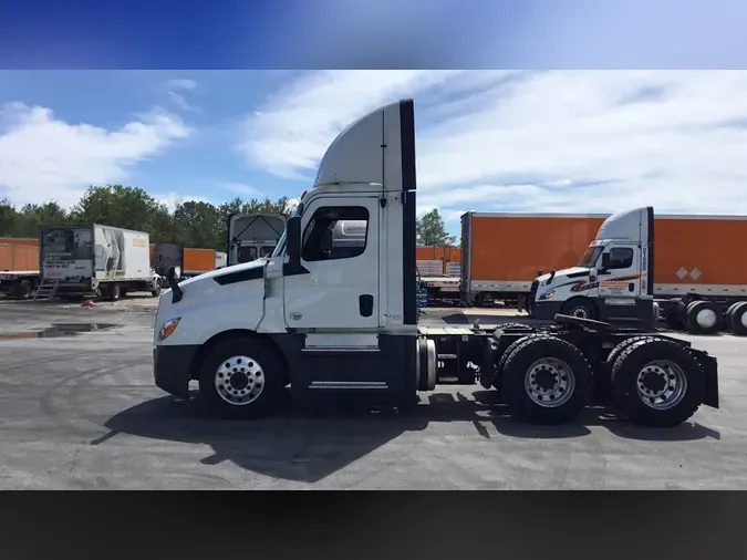 2019 Freightliner Cascadia