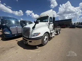 2019 INTERNATIONAL LT