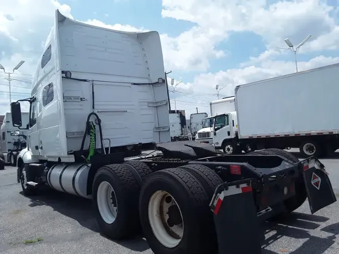 2019 VOLVO VNL64T-760