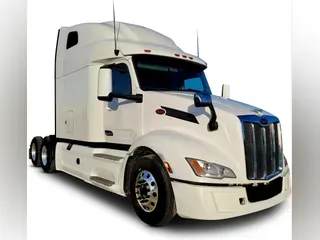 2022 Peterbilt 579