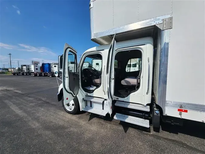 2020 FREIGHTLINER M2-106