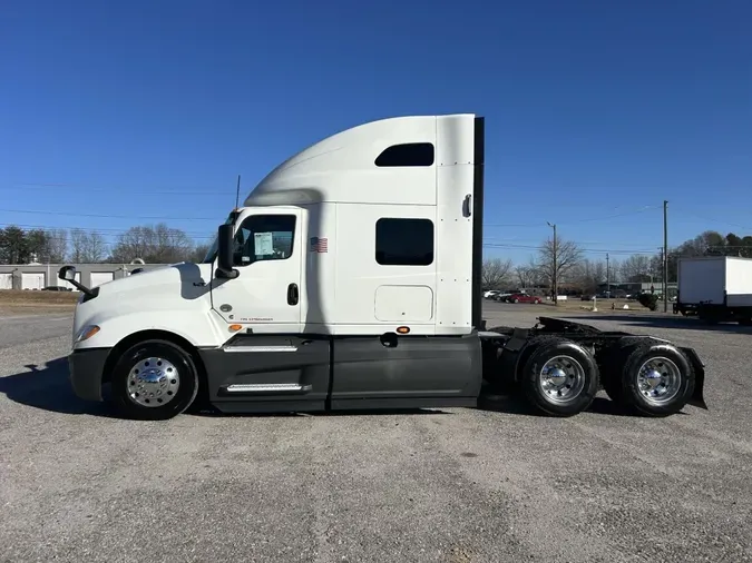 2020 International LT625